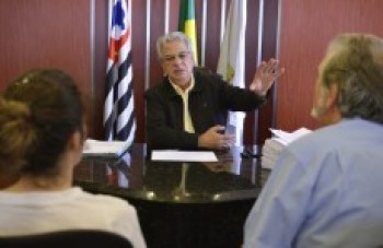 Técnicos de Instituto avaliam limites de Poá