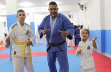Escolinha de judô de Poá conta com alunos especiais
