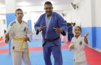 Escolinha de judô de Poá conta com alunos especiais