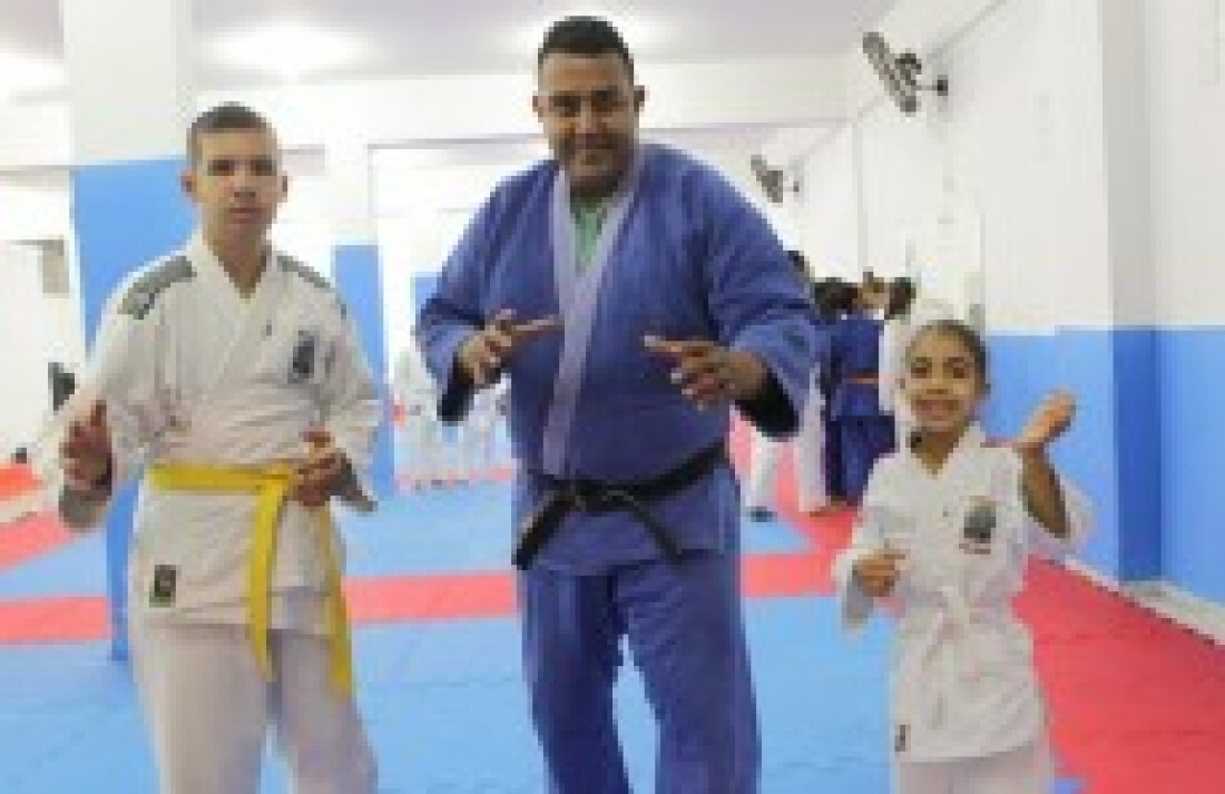 Escolinha de judô de Poá conta com alunos especiais