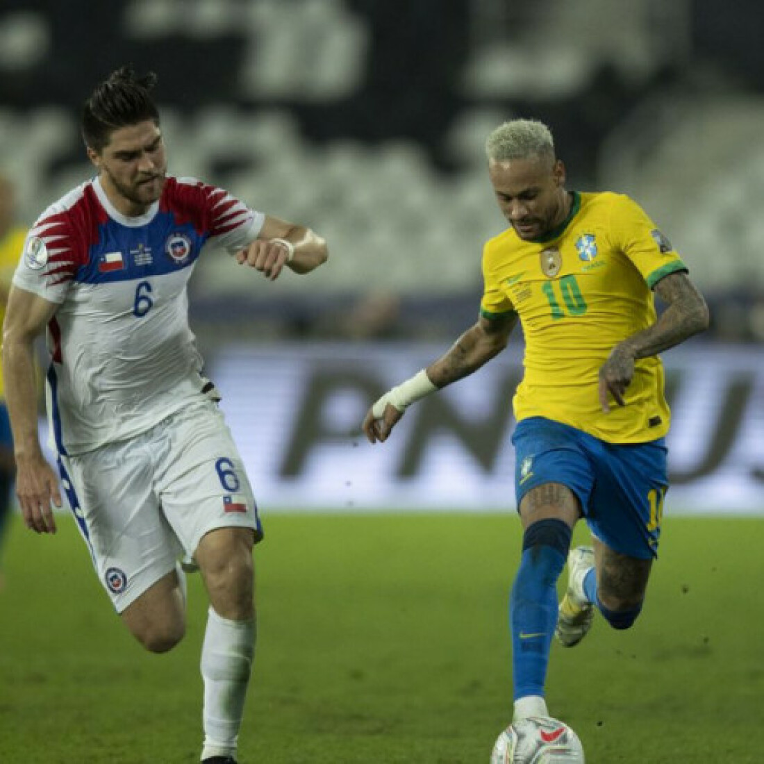 Brasil enfrenta Chile em Santiago pelas Eliminatórias da Copa do Catar