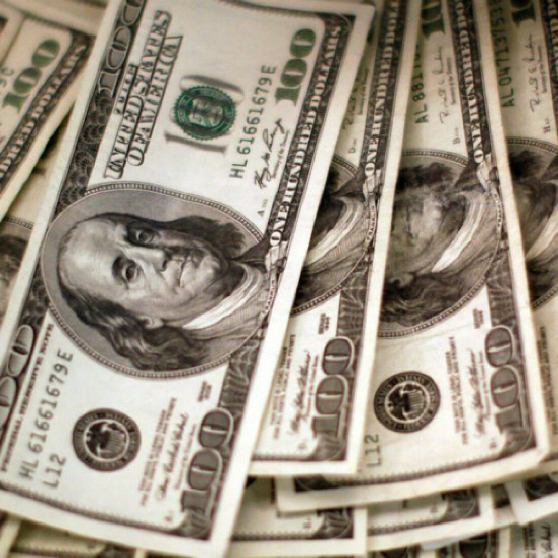 Dólar sobe para R$ 5,18 após três dias de queda