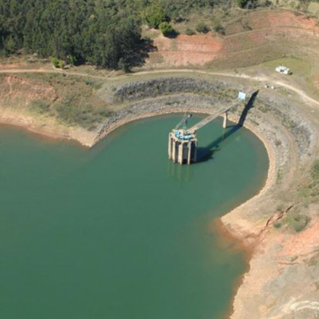Reservatórios da Grande SP estão mais baixos do que em 2013