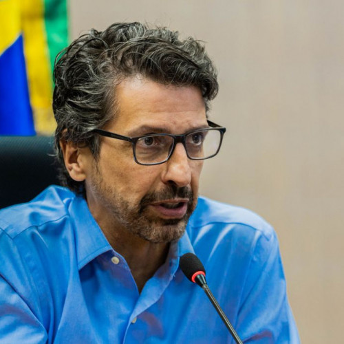 Ministro do Meio Ambiente fala sobre reforços contra queimadas