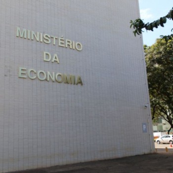 PIB deve crescer acima de 5% este ano, diz Ministério da Economia
