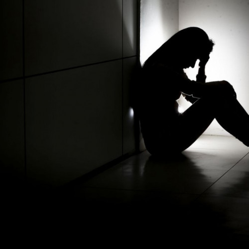 Pfizer: pesquisa revela impacto da pandemia na saúde mental de jovens