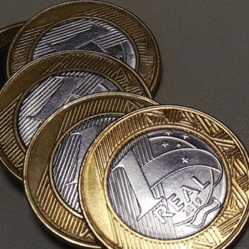 Previsão do Orçamento de 2022 ao fundo eleitoral é de R$ 2,1 bilhões