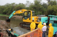 Obras de desassoreamento têm início no rio Tietê