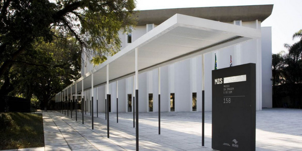 Rádio Nacional é tema de exposição no Museu da Imagem e do Som