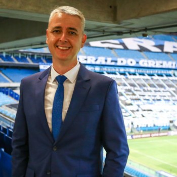 Ceará anuncia a contratação do técnico Tiago Nunes