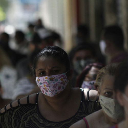 Covid-19: Brasil tem 20,75 milhões de casos e 579,5 mil mortes