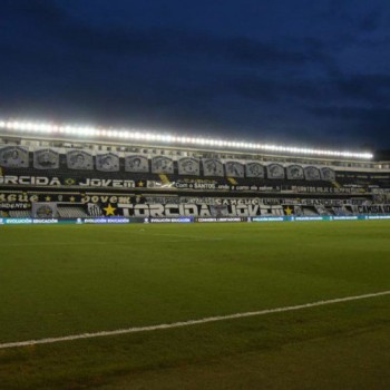 Santos recebe o Flamengo na Vila Belmiro pelo Campeonato Brasileiro