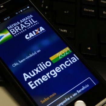 Caixa paga neste domingo auxílio emergencial a nascidos em novembro