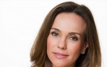 Flavia Monteiro em "A Terra Prometida"