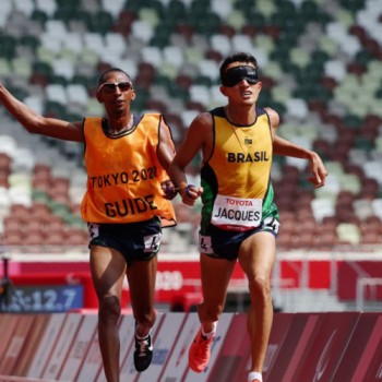 Paralimpíada: Yeltsin Jacques é ouro nos 5000 m da classe T11