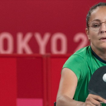 Joyce Oliveira disputa oitavas no tênis de mesa esta noite em Tóquio