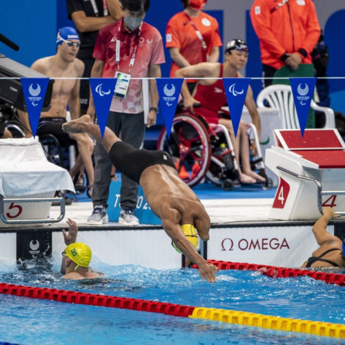 Paralimpíada: Brasil está na final do revezamento misto 4x50 m