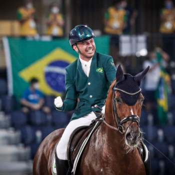 Rodolpho Riskalla é prata no hipismo adestramento na Paralimpíada