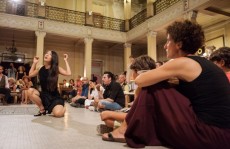 Galpão recebe artista sul coreana