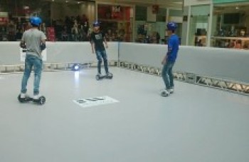 Skate elétrico continua no Suzano Shopping até a próxima semana