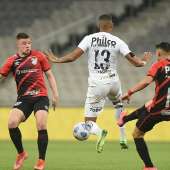 Athletico-PR sai na frente do Santos nas quartas da Copa do Brasil