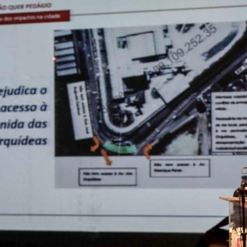 'Mogi não está à venda', diz Caio Cunha em ato contra pedágio
