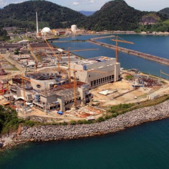 Brasil vive consolidação da energia nuclear, diz Bento Albruquerque