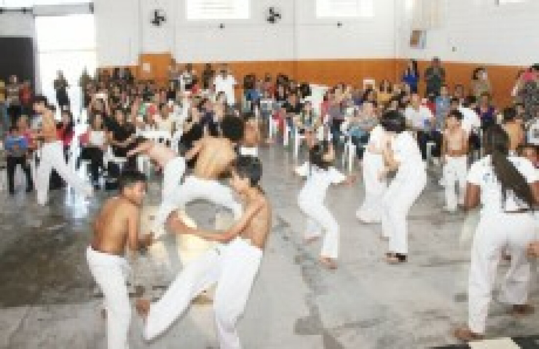 Itaquá promove a capoeira e o folclore brasileiro