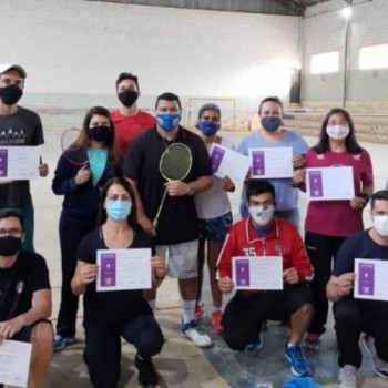 Curso Badminton na Escola reúne professores
