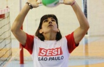 Mogiana treina no município vizinho