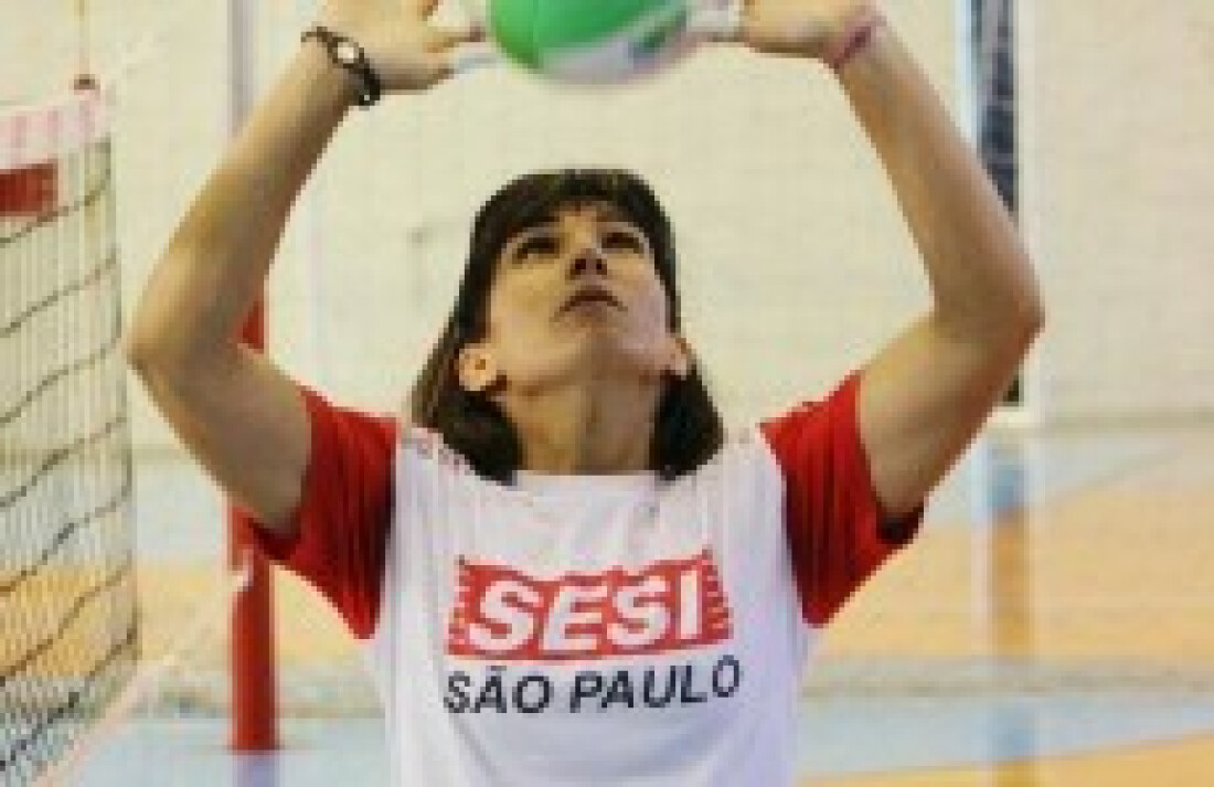 Mogiana treina no município vizinho