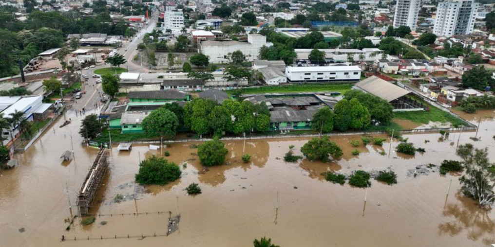 Ministros chegam a Rio Branco para visitar áreas afetadas