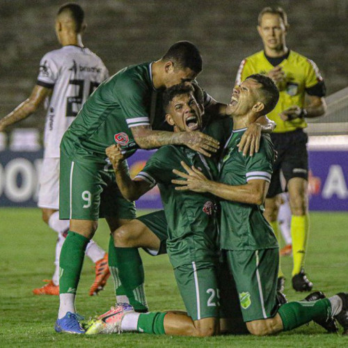 Série C: Floresta-CE derrota o Botafogo-PB no Almeidão