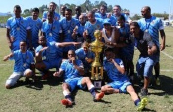 Império goleia Família e é campeão da ACMC