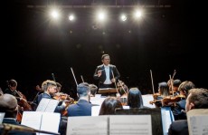 Sinfônica de Mogi estará ao lado de Victor e Leo