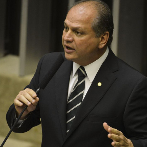 Cármen Lúcia pede para CPI esclarecer quebra de sigilo de deputado