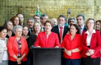 Dilma é afastada definitivamente do cargo de presidente da república