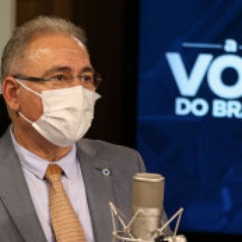 Ministro da Saúde fala sobre aceleração da campanha de vacinação
