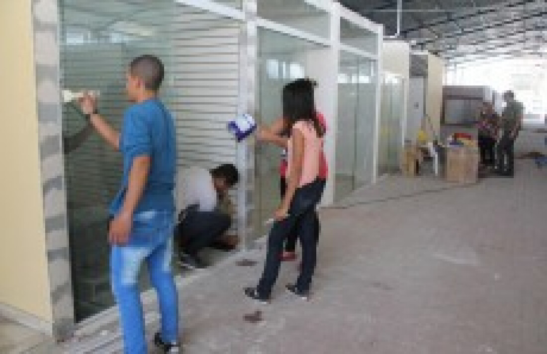 Centro de Compras abre hoje