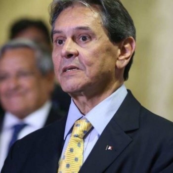 Ex-deputado Roberto Jefferson é preso pela Polícia Federal