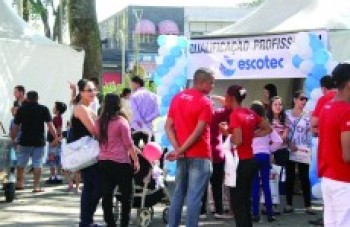 Mais de 6 mil procuram por cursos em Suzano