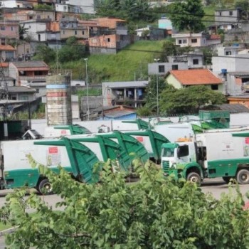 Câmara formaliza convite para esclarecer o contrato do lixo