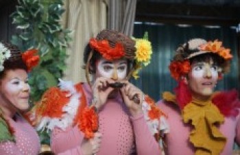 Sesi Mogi das Cruzes recebe a peça "O Mistério da Bomba H"