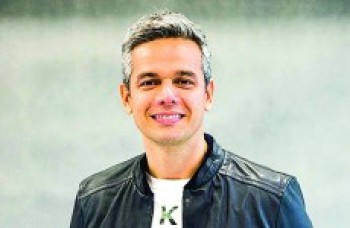 Otaviano Costa mostra talento no vespertino