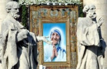 Madre Teresa de Calcutá é canonizada