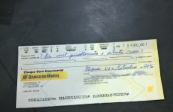 Desempregado é pego com um cheque falso