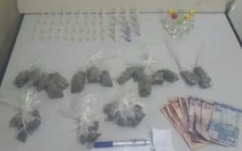 drogas são apreendidas no distrito de Jundiapeba: