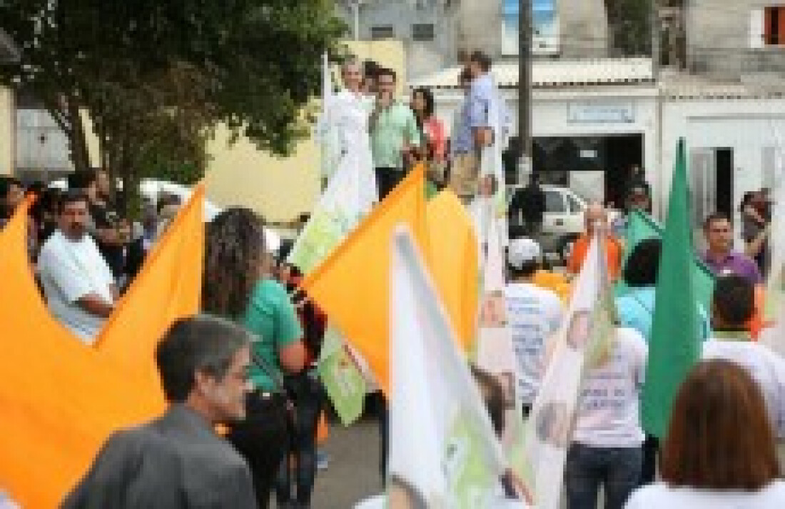 Lacerda quer 100% de tratamento de esgoto