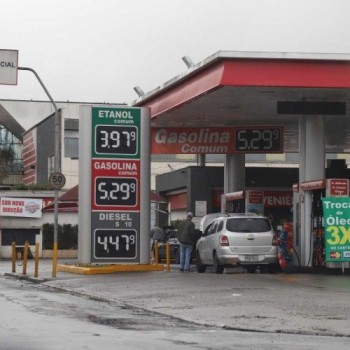 Motoristas sentem impacto na alta do preço do combustível