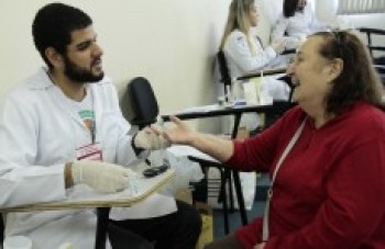 16ª edição da Feira de Saúde da UMC termina hoje no centro